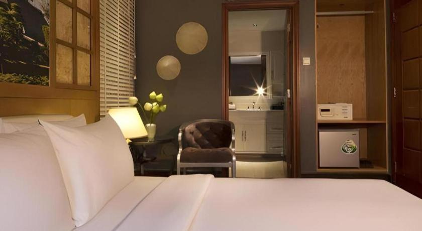 The White Hotel 8A Thai Van Lung Хошимин Екстериор снимка